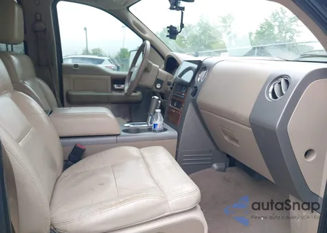 2004 Ford F-150 Lariat/Xlt из США, поврежденный, VIN 1FTPW12574KC02677